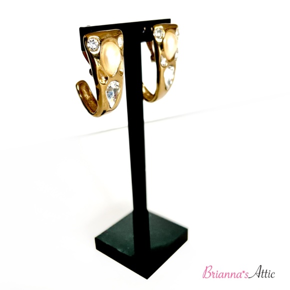 GIVENCHY Crystal & Faux Pearl Clip-On Earrings. Wedding/Estate Earrings - Picture 6 of 10